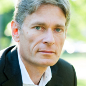 photo of Rep. Tom Malinowski